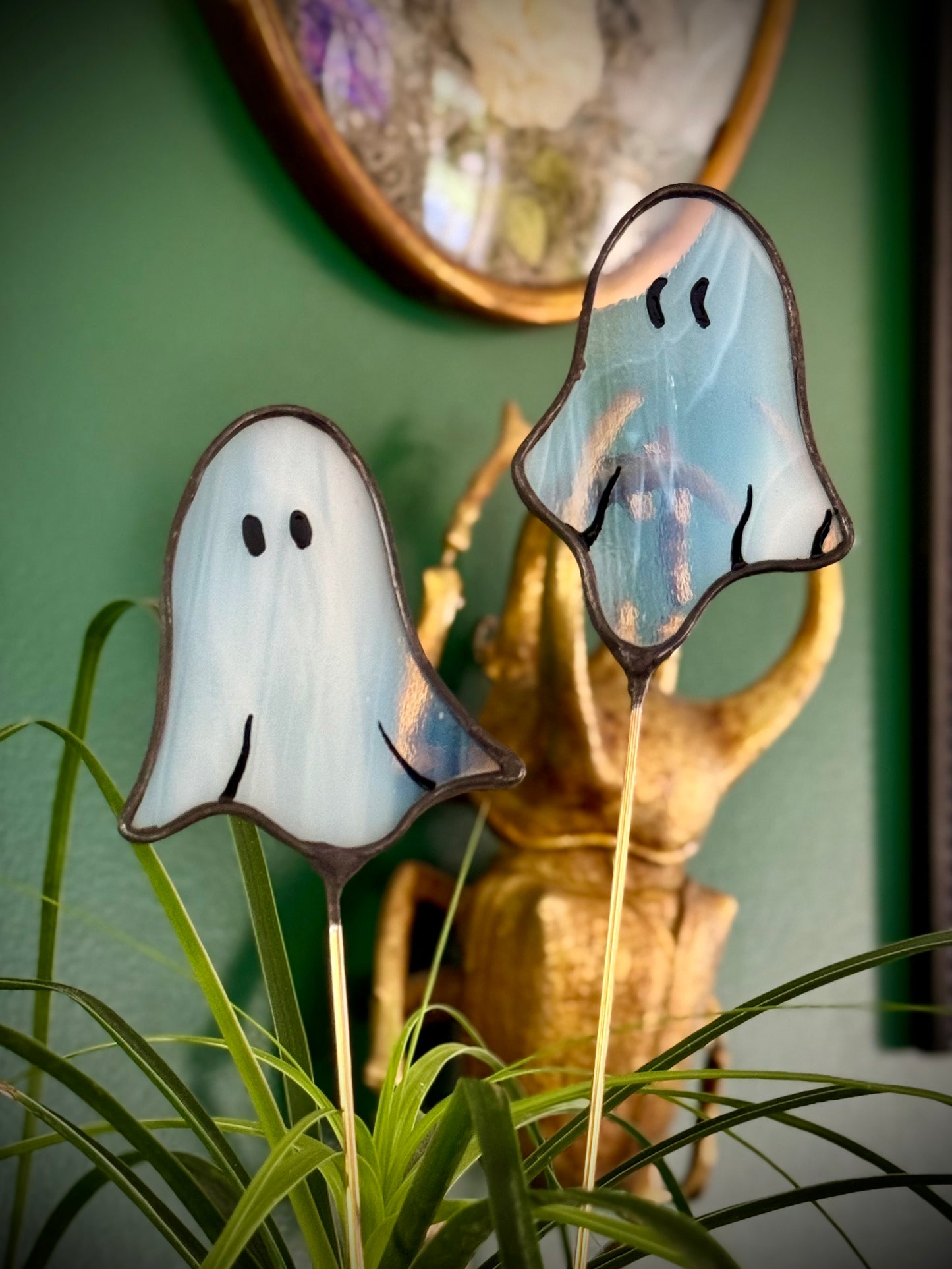 Ghost Plant Stakes