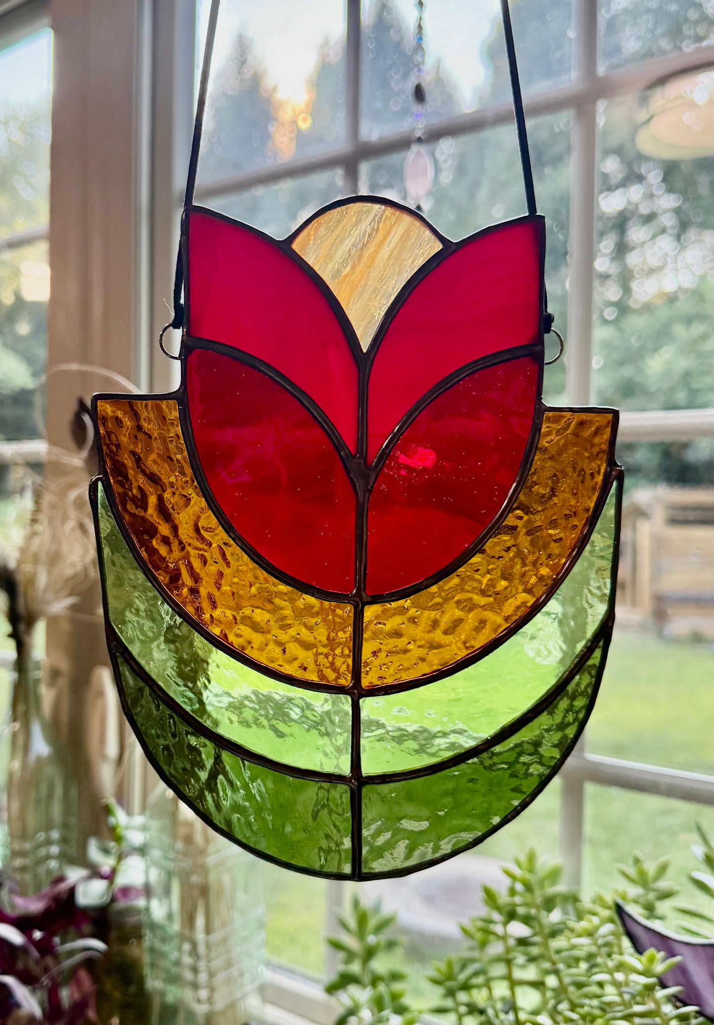 Folk Style Tulip