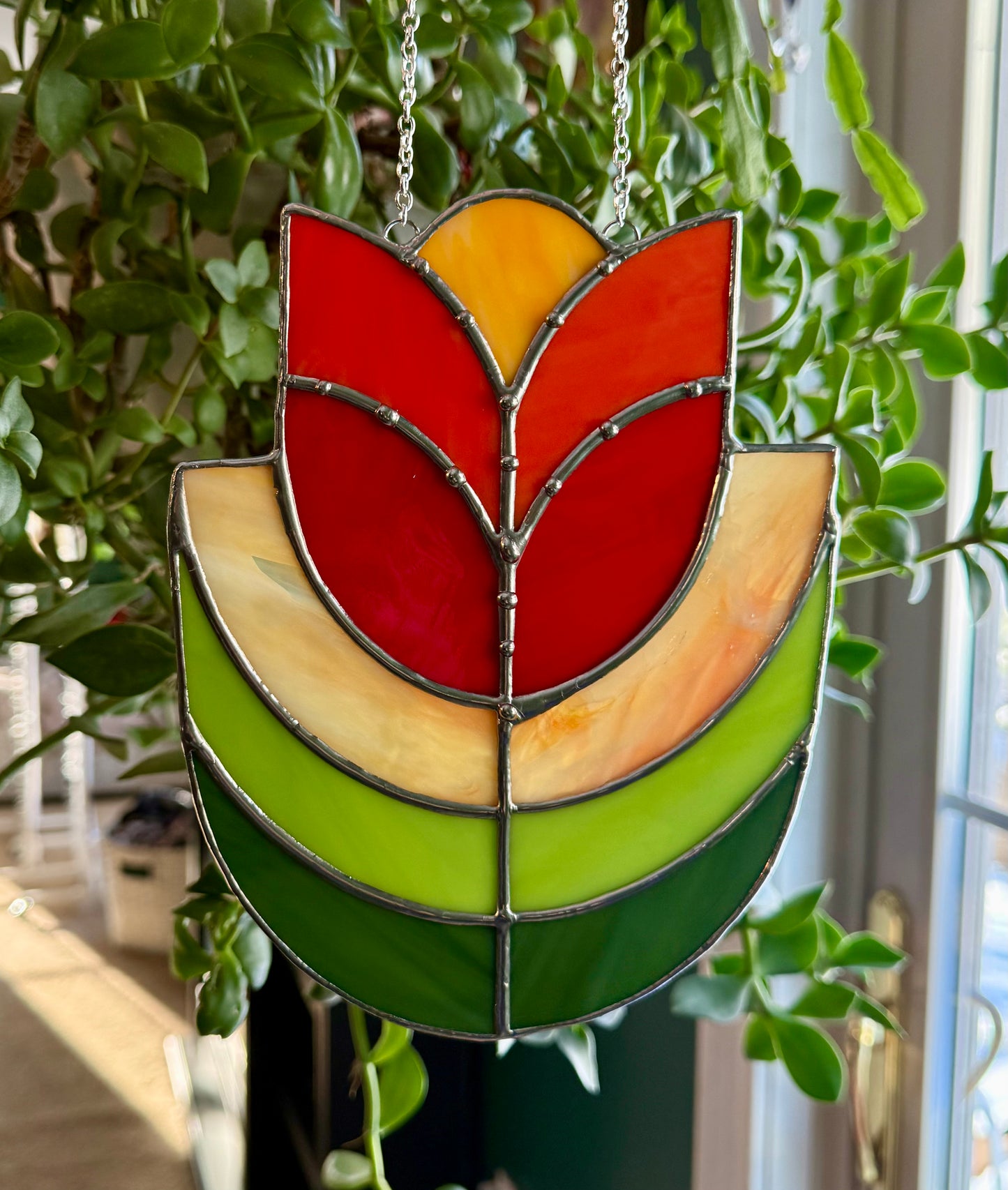 Folk Style Tulip